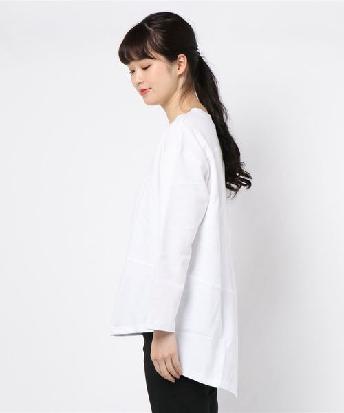 reca(レカ)の「アンバランス丈デザインカットソー(Tシャツ/カットソー・レディース・ブラック/オフホワイト/グレイッシュベージュ・FREE)」の5枚目の写真