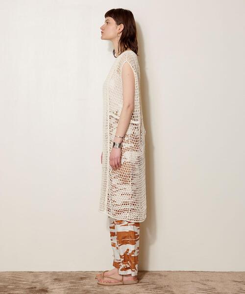 AEWEN MATOPH(イウエン マトフ)の「<AEWEN MATOPH(イウエン マトフ)> メッシュ ワンピース(ワンピース・レディース・ベージュ/オフホワイト・FREE)」の4枚目の写真