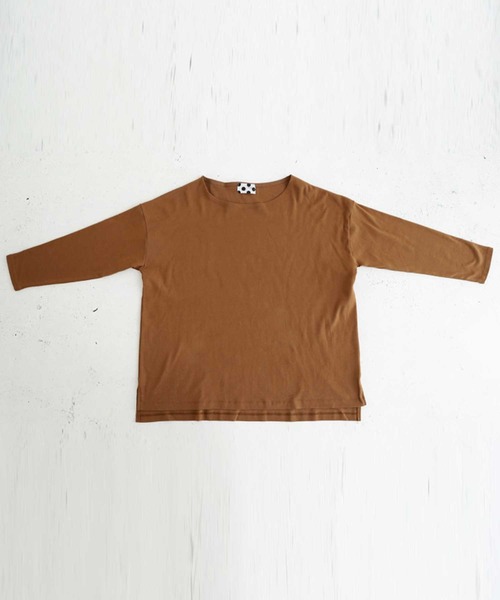 antiqua（アンティカ）の「こなれた雰囲気醸す、ボートネックロンT（Tシャツ/カットソー・レディース・ブラック/オフホワイト/チョコ/ブラウン系その他/ベージュ系その他/グリーン系その他/ブルー系その他/ライラック・FREE）」の16枚目の写真