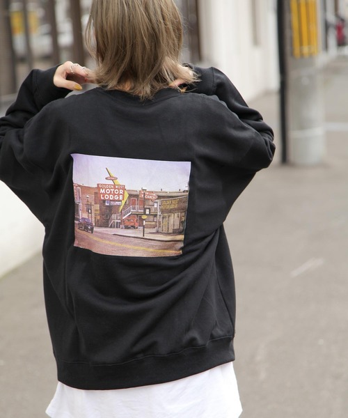 ZIP FIVE（ジップファイブ）の「【ZIP FIVE】ビッグシルエットクルースウェット/イラスト/刺繍/バックプリント/ワンポイント（スウェット・メンズ・ベージュ/ブラック系/ブラック系4/ホワイト系4/グリーン系1/グリーン系3/ブルー系/ブラウン系/ブルー系6/ブルー系2/ブラウン系6/ベージュ系/ネイビー系/ホワイト系/ネイビー/ブラック系2/パープル/ブラック系1/グリーン系/グリーン系6/パープル系1/パープル系4/ブルー/ホワイト系1/ベージュ系7/ブラック系7/ホワイト系2/グリーン/ホワイト系3/ブラック/ホワイト系6/グリーン系2/ブルー系3/ブラック×ホワイト/ブラック系6/ネイビー系1/ブラウン/パープル系/ホワイト/ベージュ系1/ブラック系3/ブラウン系1/ブルー系1・LARGE/X-LARGE/MEDIUM）」の13枚目の写真