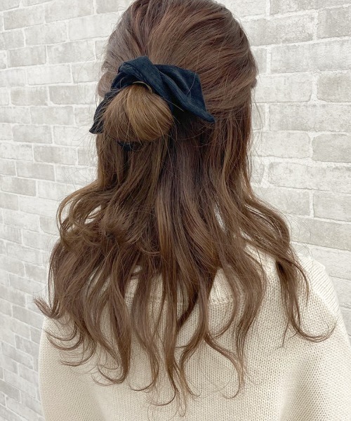 apres jour(アプレジュール)の「【apres jour×ARIAZ】ヘアワイヤー(その他ヘアアクセサリー・レディース・ブラック/ダークブラウン/グレー/アイボリー/ライトブラウン/キャメル/スモークピンク/ベージュ系その他3・FREE)」の2枚目の写真