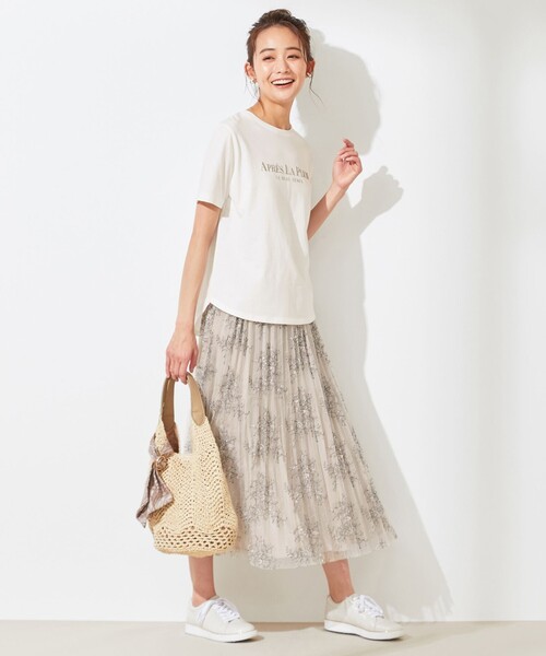 ANY SIS(エニィスィス)の「テキストプリント Tシャツ(Tシャツ/カットソー・レディース・ベージュ系/ホワイト系/ライトグリーン系・2)」の16枚目の写真