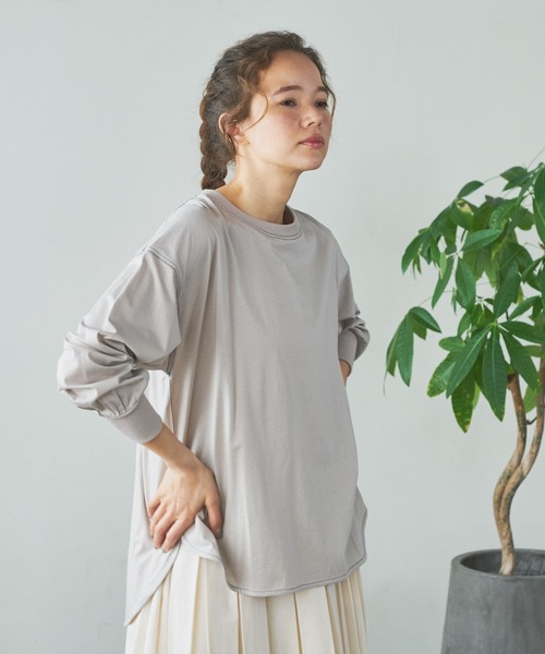 PUAL CE CIN(ピュアルセシン)の「配色ステッチシルケットプルオーバー(Tシャツ/カットソー・レディース・ホワイト/グレイッシュベージュ/ブラック・FREE)」の16枚目の写真