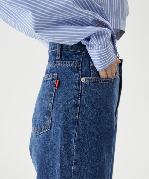 FEKETE（フェケテ）の「FEKETE MADE STRAIGHT DENIM PANTS（デニムパンツ・レディース・ブルー・SMALL/MEDIUM）」の8枚目の写真