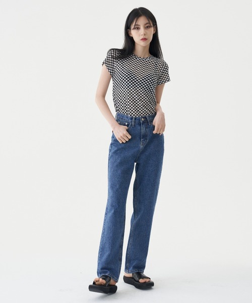 FEKETE（フェケテ）の「FEKETE MADE STRAIGHT DENIM PANTS（デニムパンツ・レディース・ブルー・SMALL/MEDIUM）」の2枚目の写真