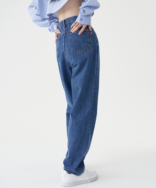 FEKETE（フェケテ）の「FEKETE MADE STRAIGHT DENIM PANTS（デニムパンツ・レディース・ブルー・SMALL/MEDIUM）」の13枚目の写真