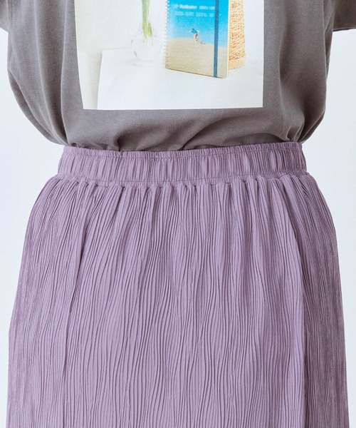 mikke（ミッケ）の「プリーツアシンメトリー切り替えティアードマーメイドスカート（スカート・レディース・チャコールグレー/パープル/イエロー/アイボリー・FREE）」の7枚目の写真