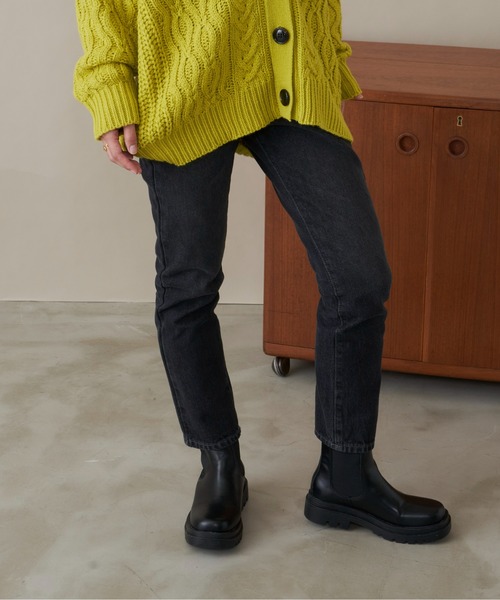 Auntie Rosa Holiday（アンティローザホリデー）の「ハイライズデニムテーパードパンツ / サイズ展開あり（デニムパンツ・レディース・ブラック/ブルー/アイボリー/ダークブルー・SMALL/MEDIUM/LARGE/X-SMALL）」の22枚目の写真