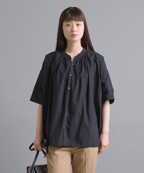 ブラウス シャツ バックギャザーシャツ レディース OMNES（オムネス）の「リーニエントタイプライター バッグ