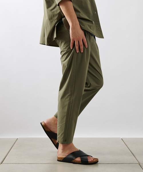 COLONY 2139(コロニートゥーワンスリーナイン)の「NESTマルチストレッチクロップドパンツ(セットアップ可)(その他パンツ・メンズ・ブラック/カーキ・MEDIUM/LARGE)」の1枚目の写真