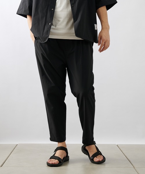 COLONY 2139(コロニートゥーワンスリーナイン)の「NESTマルチストレッチクロップドパンツ(セットアップ可)(その他パンツ・メンズ・ブラック/カーキ・MEDIUM/LARGE)」の2枚目の写真