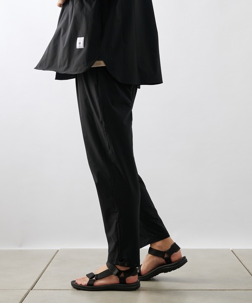 COLONY 2139(コロニートゥーワンスリーナイン)の「NESTマルチストレッチクロップドパンツ(セットアップ可)(その他パンツ・メンズ・ブラック/カーキ・MEDIUM/LARGE)」の10枚目の写真