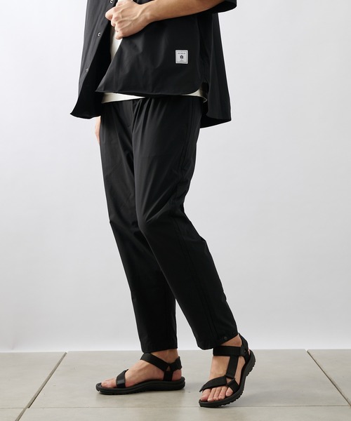 COLONY 2139(コロニートゥーワンスリーナイン)の「NESTマルチストレッチクロップドパンツ(セットアップ可)(その他パンツ・メンズ・ブラック/カーキ・MEDIUM/LARGE)」の11枚目の写真