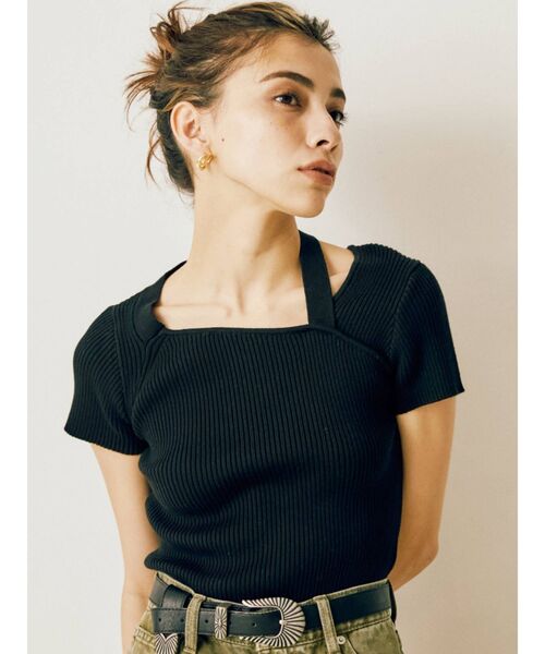 EVRIS（エヴリス）の「ショルダーデザインハーフスリーブニットトップス（ニット/セーター・レディース・ブラック/ホワイト/カーキ・FREE）」の5枚目の写真