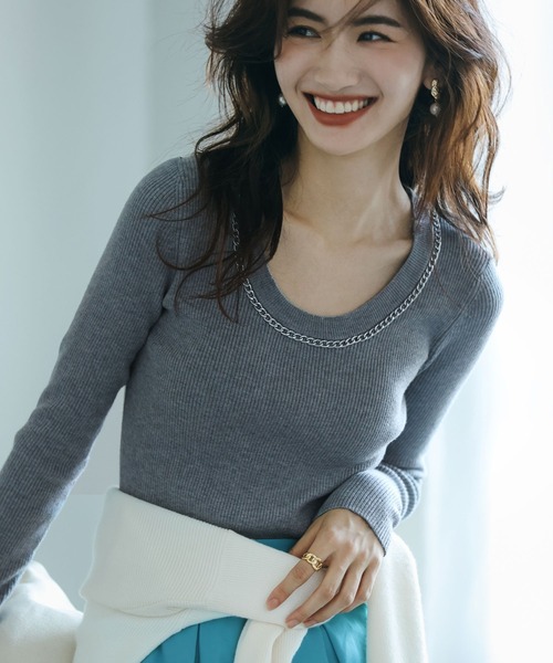 SAISON DE PAPILLON（セゾンドパピヨン）の「チェーンネックリブニットプルオーバー（ニット/セーター・レディース・ホワイト/ブラック/ネイビー/グレー/グリーン・M/L）」の20枚目の写真