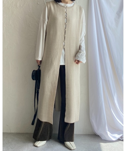 She's Closet（シーズクローゼット）の「前後2wayノースリーブヘリンボーン柄ニットロングジレベスト（ベスト・レディース・ベージュ/ブラック/マスタード・FREE）」の12枚目の写真