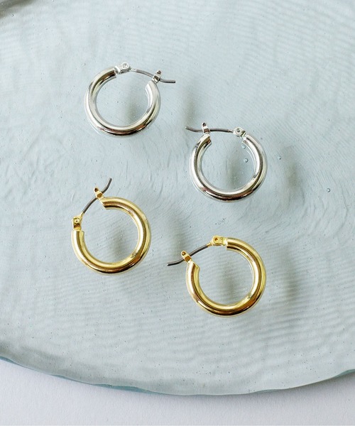 SIGNAL（シグナル）の「【SIGNAL/シグナル】Chunky Hoop Pierce 18mm/ チャンキーフープピアス（ピアス（両耳用）・レディース・シルバー/ゴールド・FREE）」の8枚目の写真