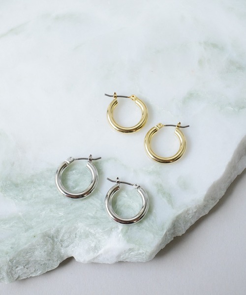 SIGNAL（シグナル）の「【SIGNAL/シグナル】Chunky Hoop Pierce 18mm/ チャンキーフープピアス（ピアス（両耳用）・レディース・シルバー/ゴールド・FREE）」の9枚目の写真