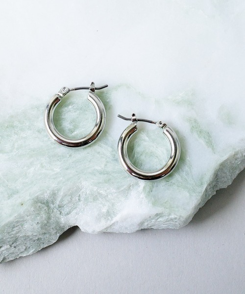 SIGNAL（シグナル）の「【SIGNAL/シグナル】Chunky Hoop Pierce 18mm/ チャンキーフープピアス（ピアス（両耳用）・レディース・シルバー/ゴールド・FREE）」の16枚目の写真