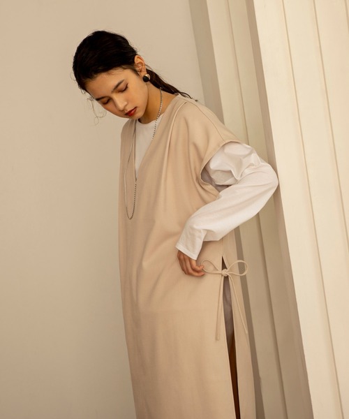ReNorm（リノーム）の「カフタンジレスリットワンピース（ワンピース・レディース・ベージュ/ブラウン・フリー）」の13枚目の写真