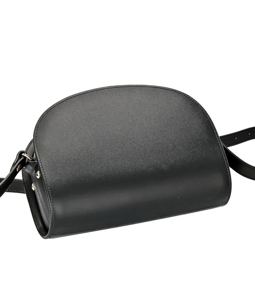 A.P.C.（アーペーセー）の「アーペーセー ドゥミ リュンヌ ショルダーバッグ A.P.C. Demi-Lune BAG（ショルダーバッグ・レディース・ブラック/ダークネイビー/ブラウン系/グレー系その他/ベージュ・FREE）」の9枚目の写真