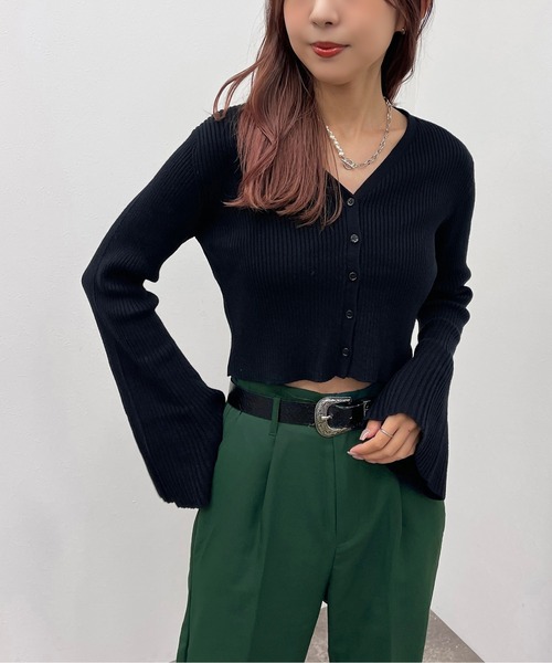 apres jour mignon（アプレジュールミニョン）の「フレア袖カーディガン【ZOZOTOWN限定アイテム】（カーディガン/ボレロ・レディース・グリーン/アイボリー/ブラック/オレンジ・フリー/X-LARGE）」の16枚目の写真