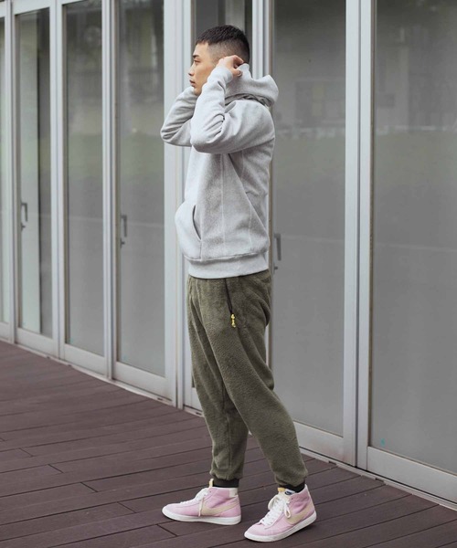 Champion（チャンピオン）の「CHAMPION REVERSE WEAVE HOODED SWEATSHIRT STORM SHELL C3-U123（パーカー・メンズ・グレー/ブラック・X-LARGE/LARGE/MEDIUM）」の9枚目の写真