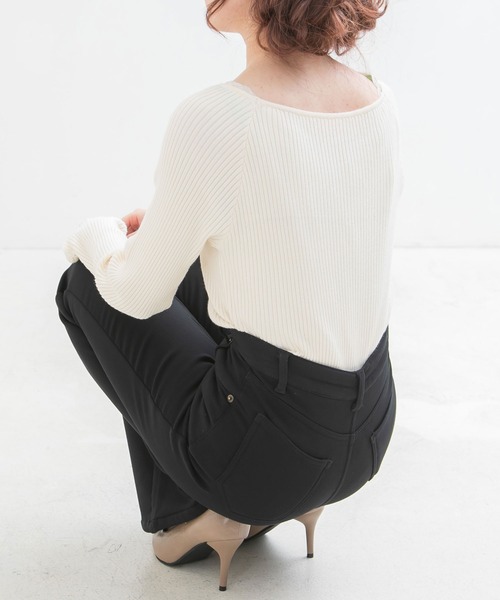 Newlyme（ニューリーミー）の「裏起毛フレアパンツ（その他パンツ・レディース・ブラック・MEDIUM/SMALL/X-LARGE/LARGE/X-SMALL/XX-LARGE）」の16枚目の写真