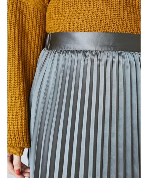 Petit fleur(プチフルール)の「・Petit Fleur サテンプリーツスカート*(スカート・レディース・ブラック/イエロー/グリーン/グレイッシュベージュ・FREE)」の11枚目の写真