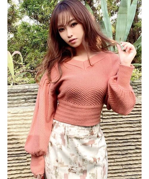 RESEXXY（リゼクシー）の「ボリュームスリーブコンパクトニット（ニット/セーター・レディース・ブラック/オレンジ/アイボリー/ラベンダー・FREE）」の4枚目の写真