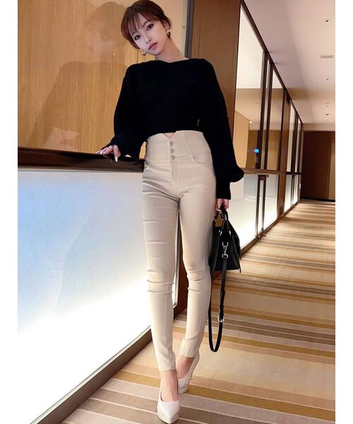 RESEXXY（リゼクシー）の「ボリュームスリーブコンパクトニット（ニット/セーター・レディース・ブラック/オレンジ/アイボリー/ラベンダー・FREE）」の22枚目の写真