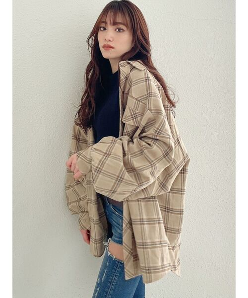 GYDA（ジェイダ）の「ドルマンBIGチェックシャツ（シャツ/ブラウス・レディース・ブラック/ベージュ・FREE）」の2枚目の写真