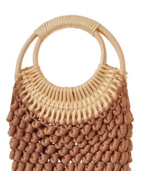 CLANE(クラネ)の「FRINGE BRAID BAMBOO BAG(かごバッグ・レディース・グレー/キャメル・FREE)」の6枚目の写真
