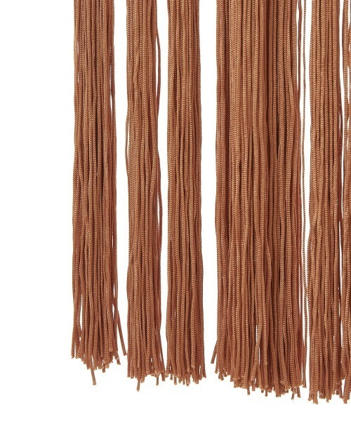 CLANE(クラネ)の「FRINGE BRAID BAMBOO BAG(かごバッグ・レディース・グレー/キャメル・FREE)」の5枚目の写真