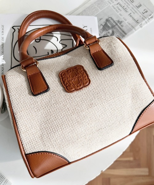 moment+(モーメントプラス)の「レザーモチーフロゴ配色キャンバスボストンバッグ(ボストンバッグ・レディース・ブラウン/アイボリー/ブラック・FREE)」の7枚目の写真