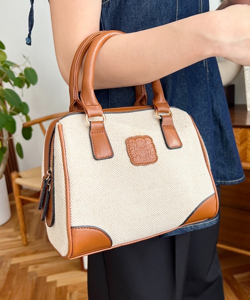 moment+(モーメントプラス)の「レザーモチーフロゴ配色キャンバスボストンバッグ(ボストンバッグ・レディース・ブラウン/アイボリー/ブラック・FREE)」の16枚目の写真