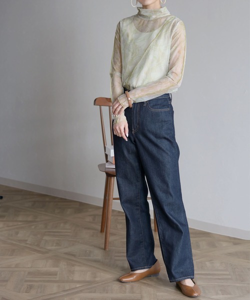 HER CLOSET（ハークローゼット）の「【shemoshelly】前後2WAYオリジナル柄ハイネックシアートップス（Tシャツ/カットソー・レディース・ブラウン/グリーン/アイボリー・M）」の20枚目の写真