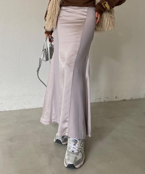 SHAGGIE（シャギー）の「切り替えサテンマーメイドスカート（スカート・レディース・ブラック/パープル/ブルー・MEDIUM/SMALL）」の5枚目の写真