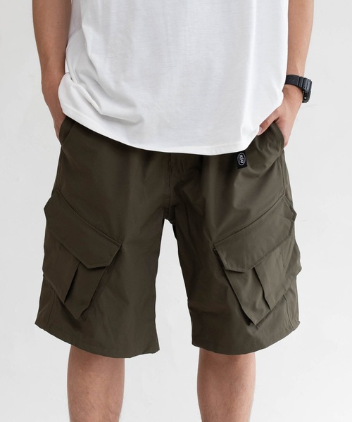 KiU(キウ)の「ウォーターリペレント カーゴショーツ(カーゴパンツ・メンズ・ブラック/ベージュ/カーキ・LARGE/X-LARGE)」の3枚目の写真