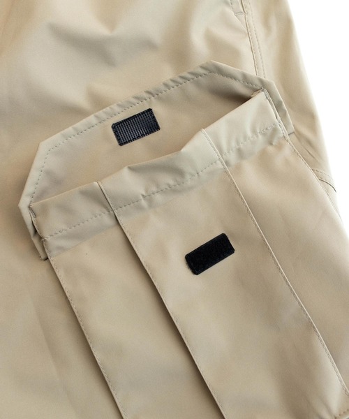 KiU(キウ)の「ウォーターリペレント カーゴショーツ(カーゴパンツ・メンズ・ブラック/ベージュ/カーキ・LARGE/X-LARGE)」の17枚目の写真