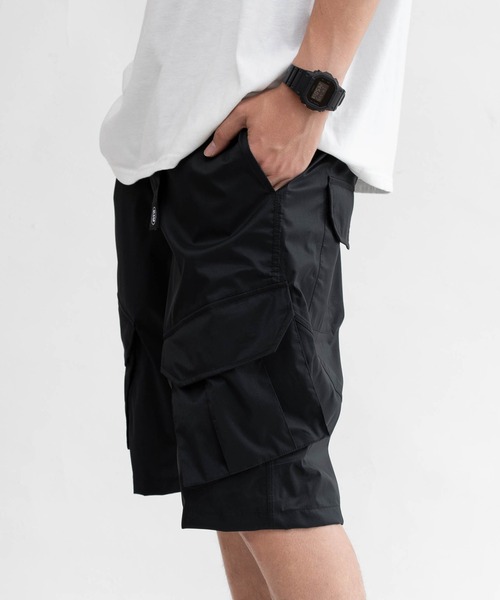KiU(キウ)の「ウォーターリペレント カーゴショーツ(カーゴパンツ・メンズ・ブラック/ベージュ/カーキ・LARGE/X-LARGE)」の9枚目の写真