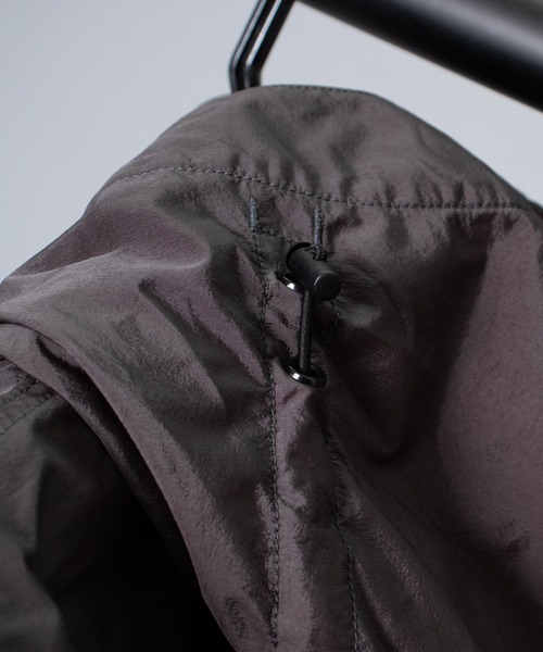 TATRAS（タトラス）の「【 TATRAS / タトラス 】CEO / セオ（マウンテンパーカー・メンズ・チャコールグレー・2/3）」の2枚目の写真