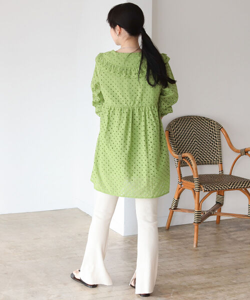 BeAMS DOT(ビームスドット)の「【WEB限定】BeAMS DOT / フリル襟 レース ミニワンピース(ワンピース・レディース・ホワイト/グリーン・FREE)」の18枚目の写真