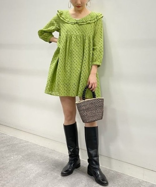 BeAMS DOT(ビームスドット)の「【WEB限定】BeAMS DOT / フリル襟 レース ミニワンピース(ワンピース・レディース・ホワイト/グリーン・FREE)」の2枚目の写真