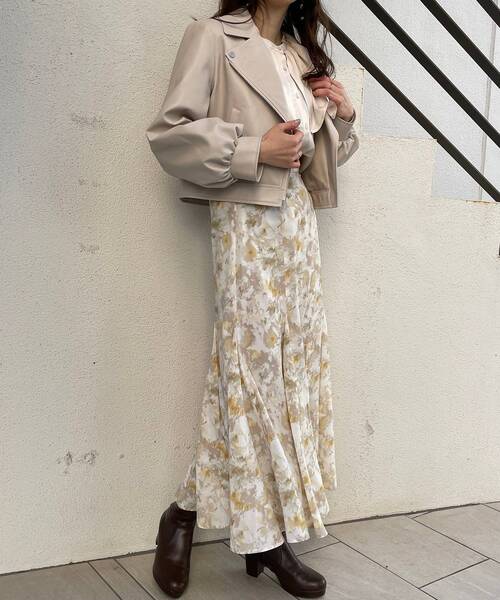 MAJESTIC LEGON(マジェスティックレゴン)の「アンニュイフラワーマーメイドスカート(スカート・レディース・ベージュ系その他2/イエロー系その他・MEDIUM)」の9枚目の写真