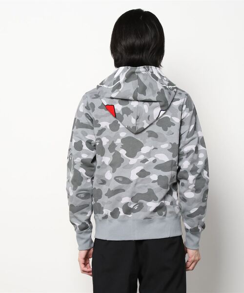 A BATHING APE（アベイシングエイプ）の「COLOR CAMO 2ND APE FULL ZIP