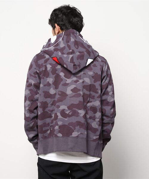 A BATHING APE（アベイシングエイプ）の「COLOR CAMO 2ND APE FULL ZIP