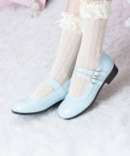 BODYLINE(ボディライン)の「レディーズ ハートバックルダブルストラップシューズ(パンプス・レディース・オフホワイト/サックスブルー/レッド/ブラウン/ブラック・S/M/L)」の4枚目の写真
