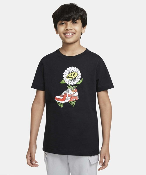 NIKE(ナイキ)の「ナイキ スポーツウェア ジュニア Tシャツ / Nike Sportswear Big Kids' T-Shirt(Tシャツ/カットソー・キッズ・ホワイト/ブラック・S/M/L/XL)」の2枚目の写真