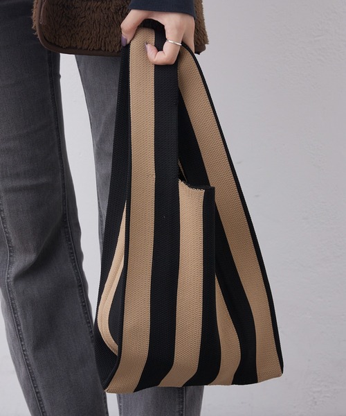 Actually（アクチュアリー）の「KNIT MARKET BAG ニット マーケットバッグ（ハンドバッグ・レディース・ブラック/レッド/ブルー/グリーン/パープル/ネイビー・フリー）」の9枚目の写真